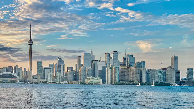 Canada Departure Tax Explained: Deemed Disposition and Your Exit