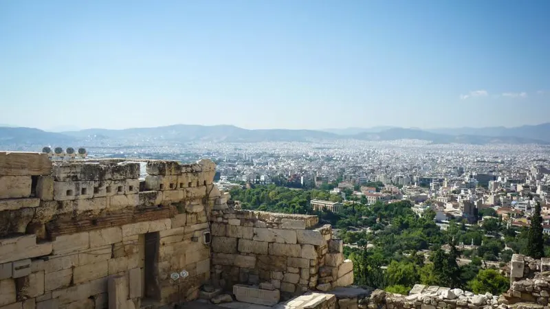 Greece Golden Visa in 2026: Thresholds, Zones and Key Rules